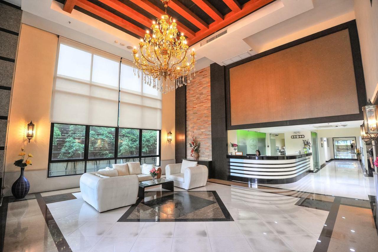 42Grand Residence Bangkok Dış mekan fotoğraf